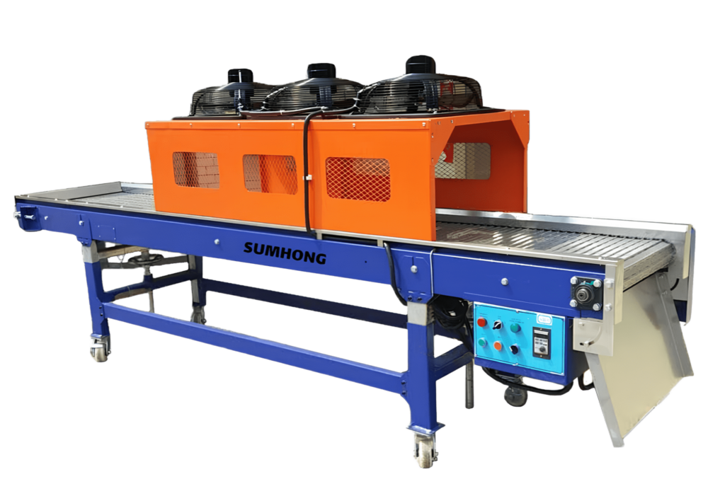 High-efficiency cooling conveyor for metal part cooling